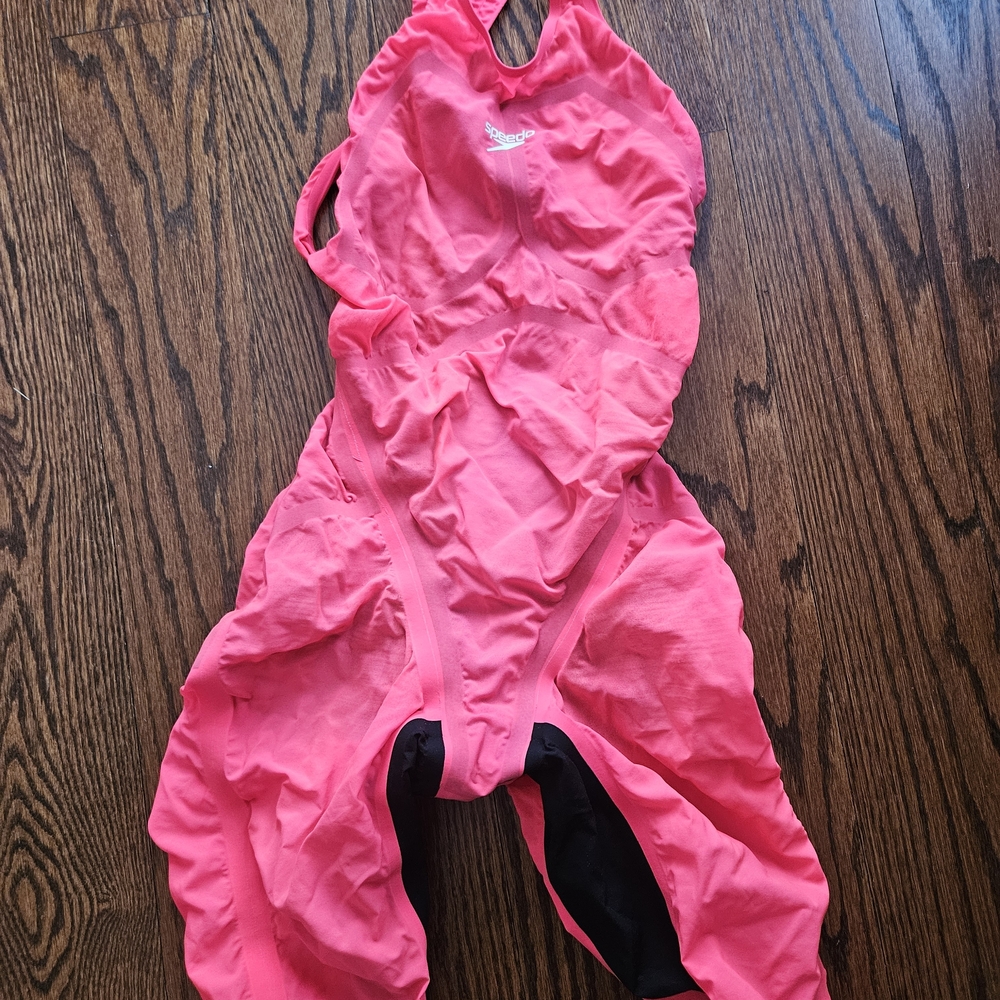 Speedo Valor Size 20 Pink
